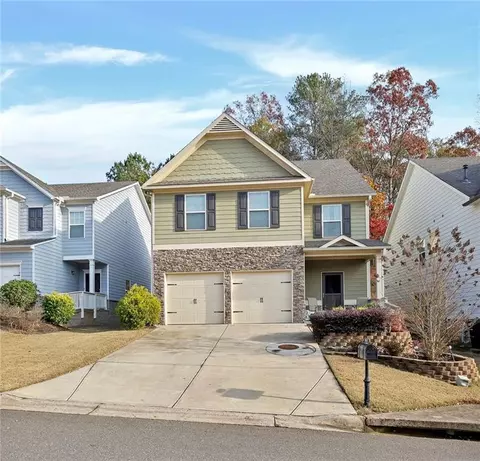 646 Royal Crest Ct, Canton, GA 30115
