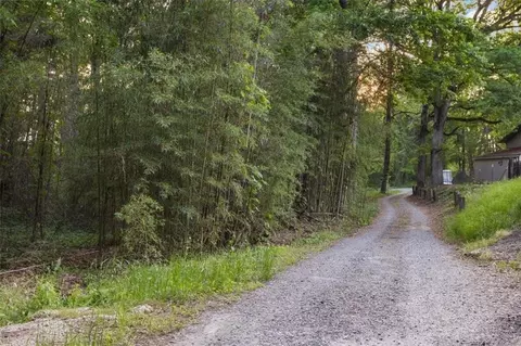 121 Chastain Ct, Marble Hill, GA 30148
