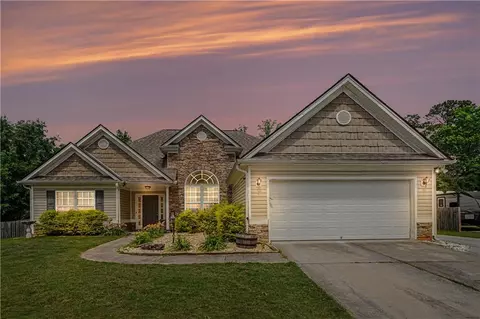 5117 Ashley Falls Ct, Loganville, GA 30052
