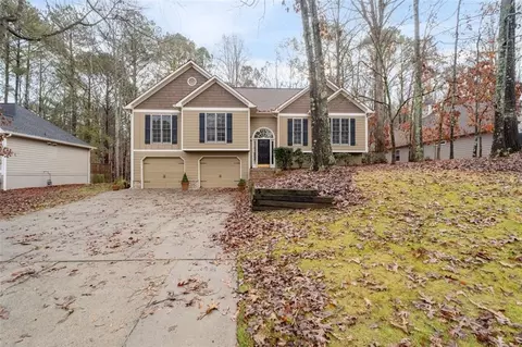 1310 Cobblestone Ln, Woodstock, GA 30189