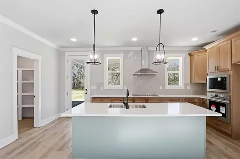 Kitchen - 576 Elder Rd, Statham, GA 30666 photo 2 of 10