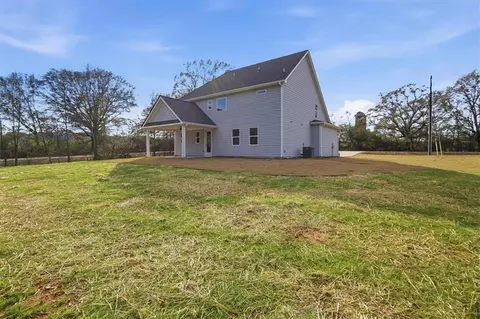 Exterior - 576 Elder Rd, Statham, GA 30666 photo 7 of 11