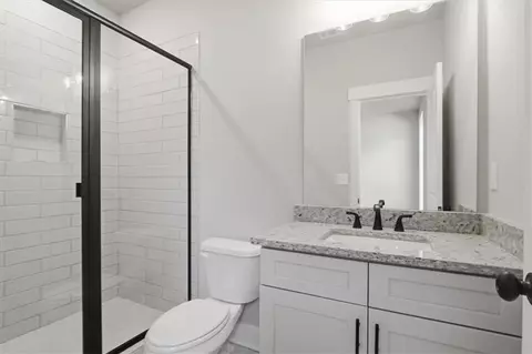 Bath - 576 Elder Rd, Statham, GA 30666 photo 2 of 18