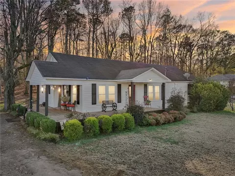 6150 Oak Grove Cir, Cumming, GA 30028