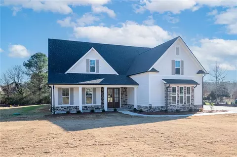 119 Aspen Dr NE, Calhoun, GA 30701