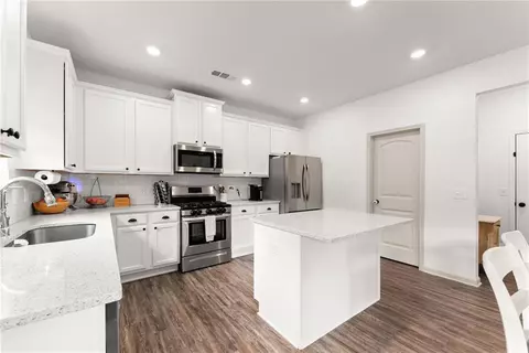 570 Edgemore Rd, Canton, GA 30114 photo 10
