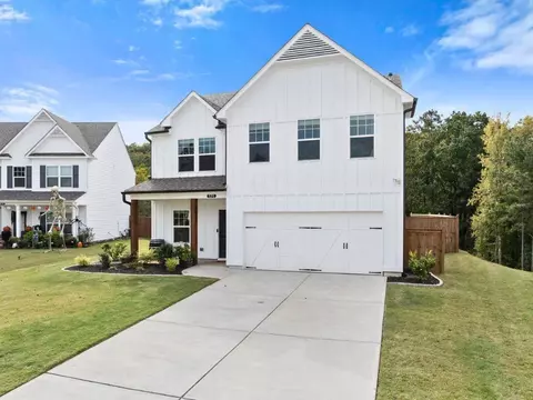 570 Edgemore Rd, Canton, GA 30114 photo 4