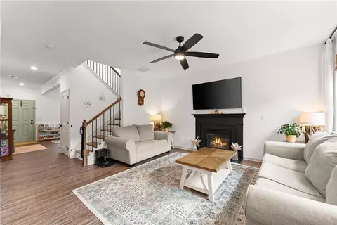 570 Edgemore Rd, Canton, GA 30114 photo 7