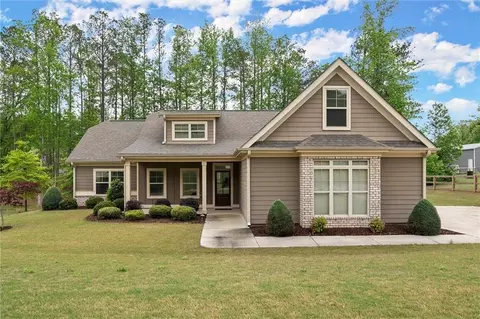 74 Stonegate Ct, Dallas, GA 30157