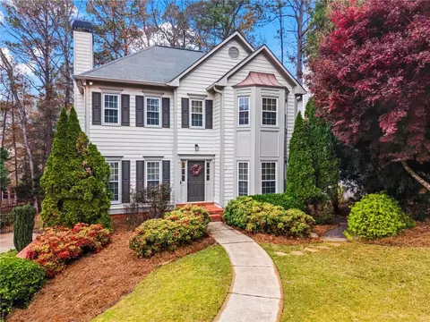 907 Feather Creek Ln, Woodstock, GA 30189