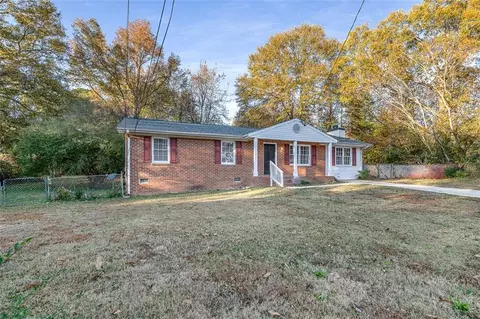 279 Allison Ct, Riverdale, GA 30274