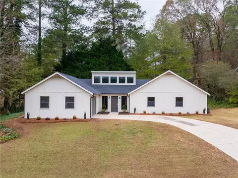 4925 Olaughlin Ct SW, Mableton, GA 30126