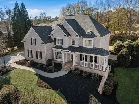 699 Glenover Dr, Milton, GA 30004