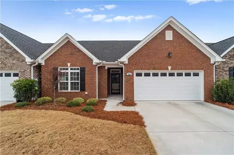 204 Patriots Row SW, Calhoun, GA 30701