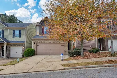 179 Village Trl, Woodstock, GA 30188