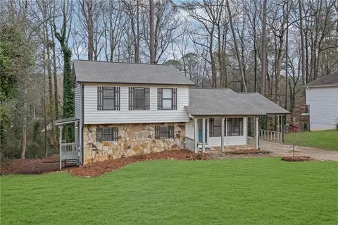 3894 Pine Needle Dr, Duluth, GA 30096