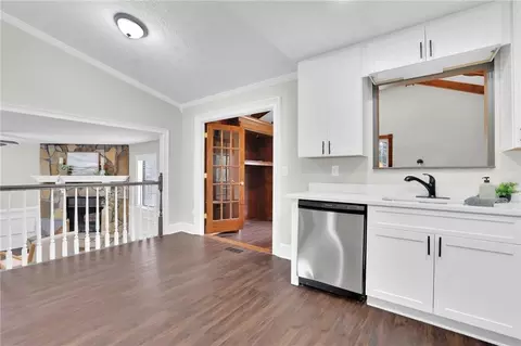 Entry Way - 3894 Pine Needle Dr, Duluth, GA 30096 photo 2 of 3