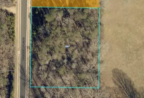 6031 Bluewater Blvd, Gainesville, GA 30506