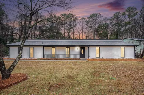 3451 San Antonio Dr, Snellville, GA 30039