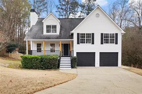 1029 Regency Dr, Acworth, GA 30102