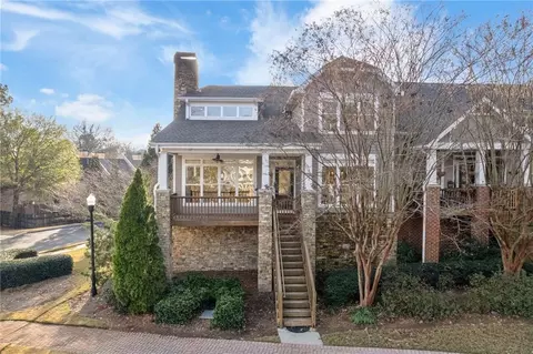 920 Freedom Ln, Roswell, GA 30075
