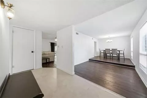 3250 Valley Bend Rd, Atlanta, GA 30349
