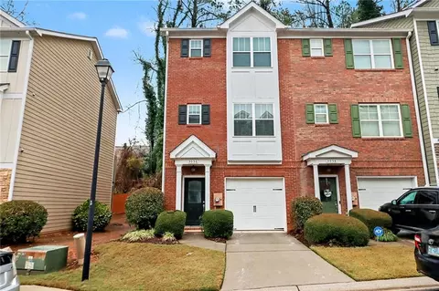 3056 Lauren Parc Rd, Decatur, GA 30032