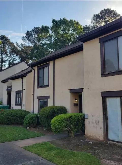 167 Tiburon Dr, Lithonia, GA 30038