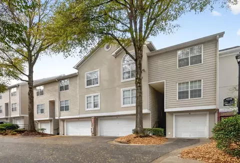 4246 River Green Dr NW #206, Atlanta, GA 30327