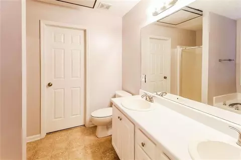 Bath - 45 Berkshire Keep, Covington, GA 30016 photo 1 of 2