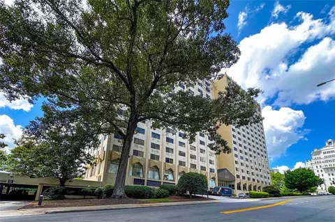 2479 Peachtree Rd NE #317, Atlanta, GA 30305
