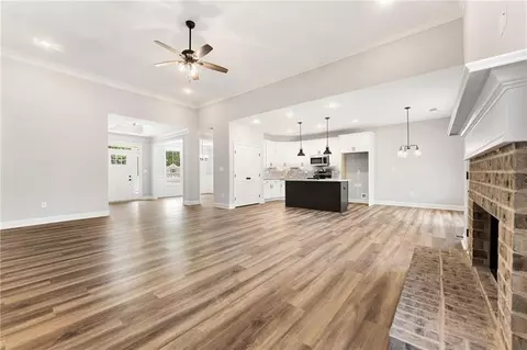 Living - 280 Camden Loop, Jefferson, GA 30549 photo 3 of 3
