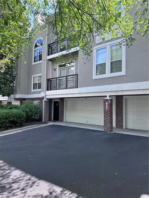 4244 River Green Dr NW #111, Atlanta, GA 30327