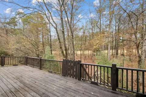 Exterior - 8291 Fairway Dr, Covington, GA 30014 photo 7 of 12