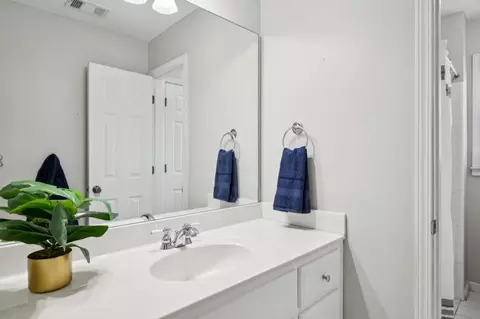 Bath - 8291 Fairway Dr, Covington, GA 30014 photo 6 of 7