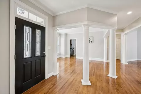 Entry Way - 8291 Fairway Dr, Covington, GA 30014 photo 2 of 5