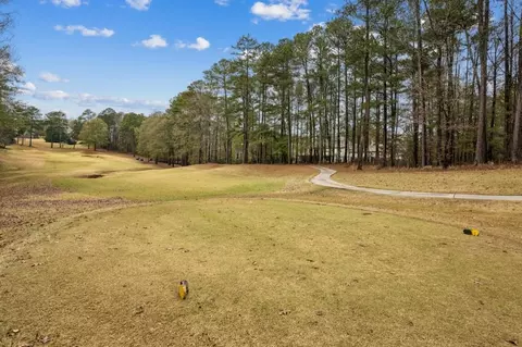 Exterior - 8291 Fairway Dr, Covington, GA 30014 photo 10 of 12