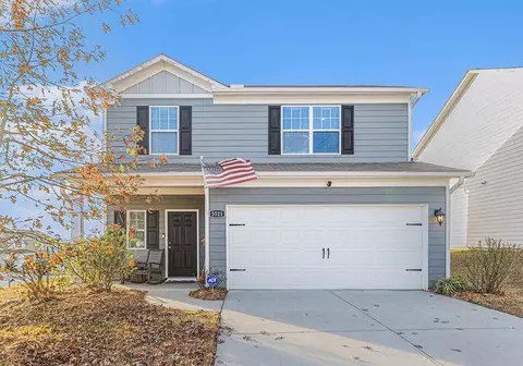 3521 Falconwood Dr, Douglasville, GA 30135
