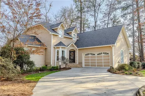 215 Rollingwood Cir, Rome, GA 30165