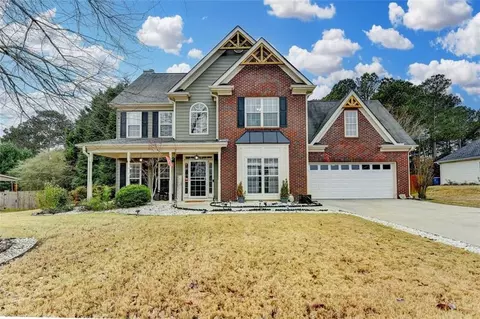 3667 Nina Ct, Loganville, GA 30052