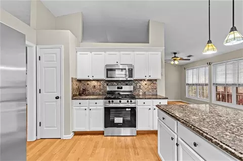 3360 Ennfield Ln, Duluth, GA 30096 photo 9