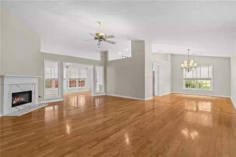 3360 Ennfield Ln, Duluth, GA 30096 photo 2