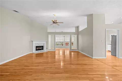 3360 Ennfield Ln, Duluth, GA 30096 photo 4