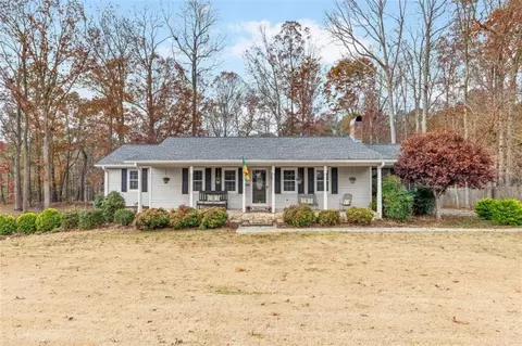 116 Wilson Cir, Carrollton, GA 30117