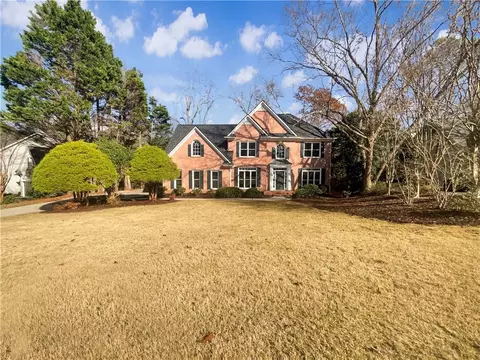 410 Hamilton Park Dr, Roswell, GA 30075