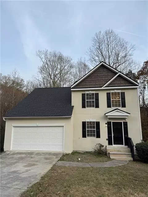 6823 Merrywood Dr, Fairburn, GA 30213