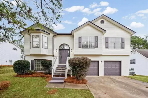 176 Southern Magnolia Ln, Rex, GA 30273