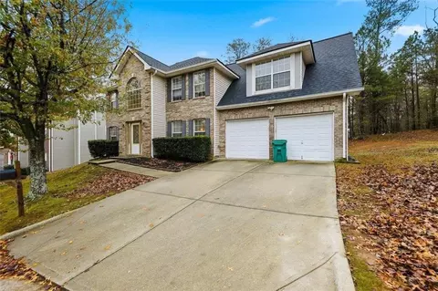 1593 Cutters Mill Dr, Lithonia, GA 30058