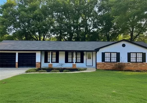 5409 Mill Valley Dr, Douglasville, GA 30135