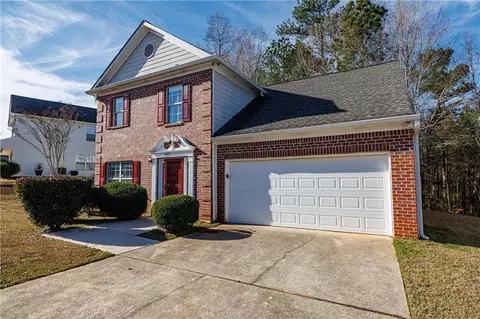 10119 Deep Creek Dr, Union City, GA 30291